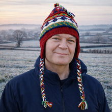 Lade das Bild in den Galerie-Viewer, "Annapurna" | Ohrenklappen-Beanie: rot