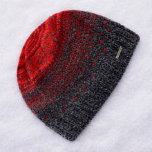 Lade das Bild in den Galerie-Viewer, "Narayani" | Beanie: rot-anthrazit