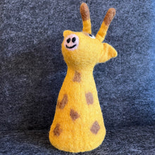 Lade das Bild in den Galerie-Viewer, Giraffe | Eierwärmer