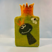 Lade das Bild in den Galerie-Viewer, "Froschkönig" | Wärmflaschenhülle