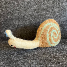 Lade das Bild in den Galerie-Viewer, Schnecke | Eierwärmer