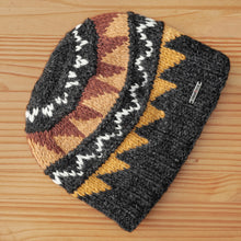 Lade das Bild in den Galerie-Viewer, "Gangapurna" | Beanie: braun