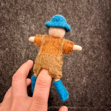 Lade das Bild in den Galerie-Viewer, Fingerpuppe I Seppel