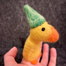 Lade das Bild in den Galerie-Viewer, Fingerpuppe I Ente