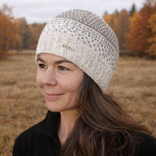 Lade das Bild in den Galerie-Viewer, "Tatopani" | Beanie: naturweiss-greige