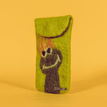 Lade das Bild in den Galerie-Viewer, "Froschkönig" | Handyhülle