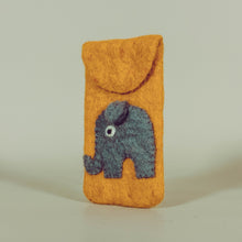 Lade das Bild in den Galerie-Viewer, "Rüsseltier" | Handyhülle