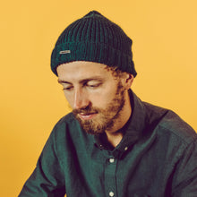 Lade das Bild in den Galerie-Viewer, "Manaslu" | Merino Beanie: petrol