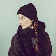 Lade das Bild in den Galerie-Viewer, "Makalu" | Merino Loop: schwarz