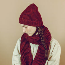 Lade das Bild in den Galerie-Viewer, "Makalu" | Merino Loop: weinrot