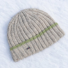 Lade das Bild in den Galerie-Viewer, "Kathmandu" - Beanie: natur-grün

