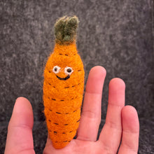 Lade das Bild in den Galerie-Viewer, Fingerpuppe-Gemüse I Karotte
