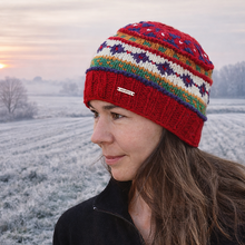 Lade das Bild in den Galerie-Viewer, "Annapurna" | Beanie: rot
