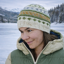 Lade das Bild in den Galerie-Viewer, "Saipal" | Beanie: weiss-oliv-senf
